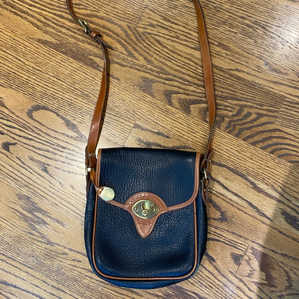 Dooney and Bourke Crossbody Purse